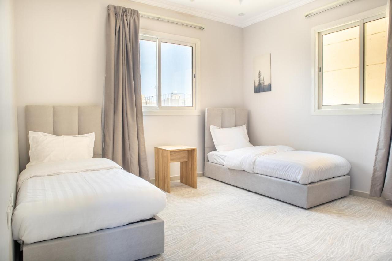 Luxurious Family Apartments 15Mins Drive To Al-Masjid Nabawi - Nozol Noor 4 Médine Extérieur photo